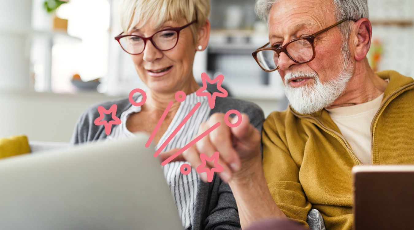 Zwei Personen am Laptop