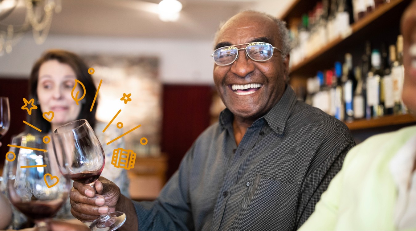 Geselliges Beisammensein mit Wein und Freunden 